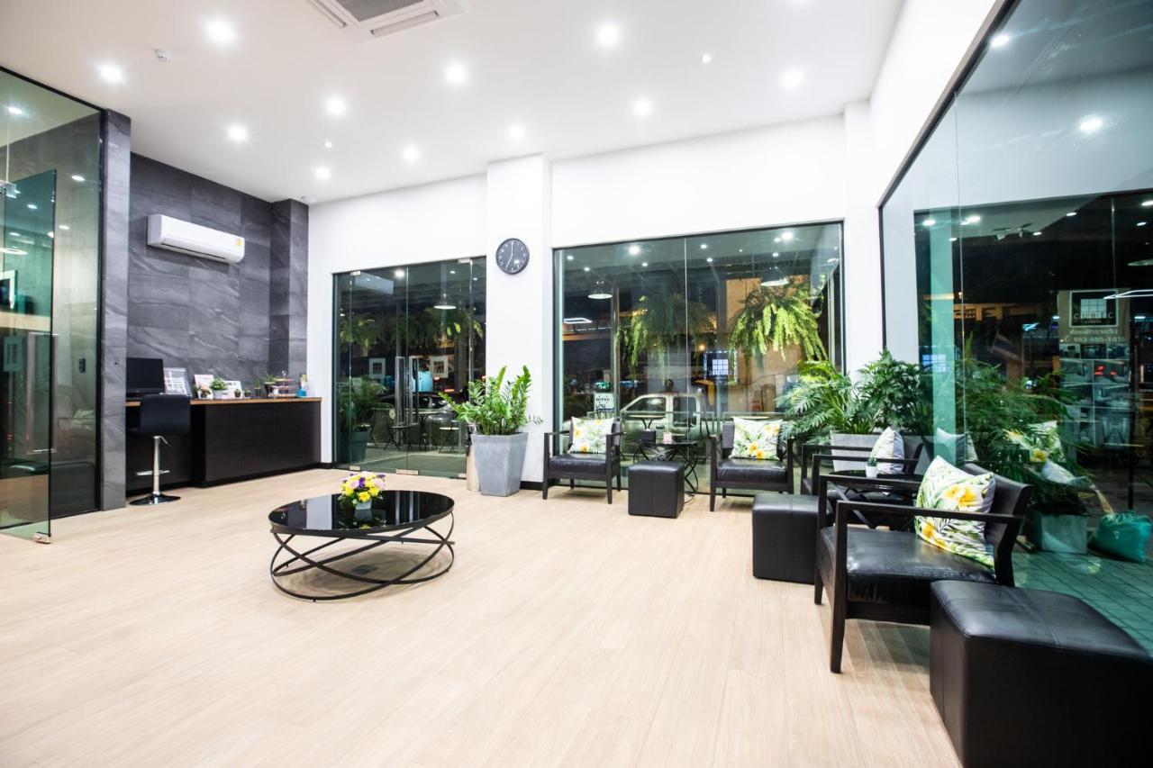 Cubic Bangna Hotel Bangkok Bagian luar foto