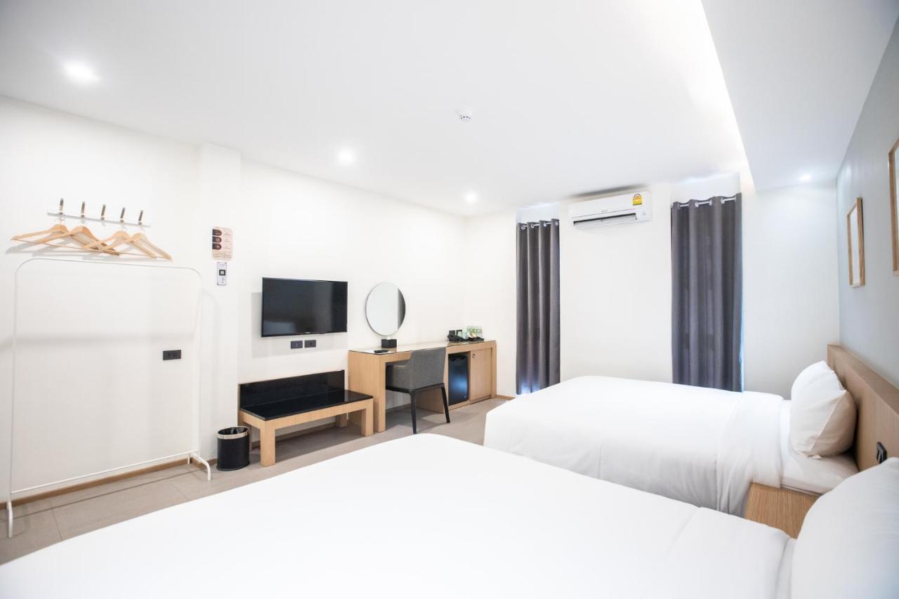 Cubic Bangna Hotel Bangkok Bagian luar foto
